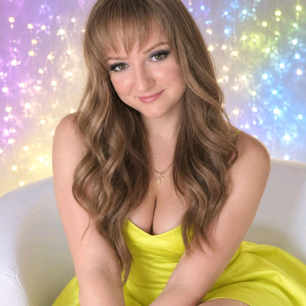Иконка канала 🎶𝕋𝕒𝕟𝕚𝕠𝕣𝕒⋆☆