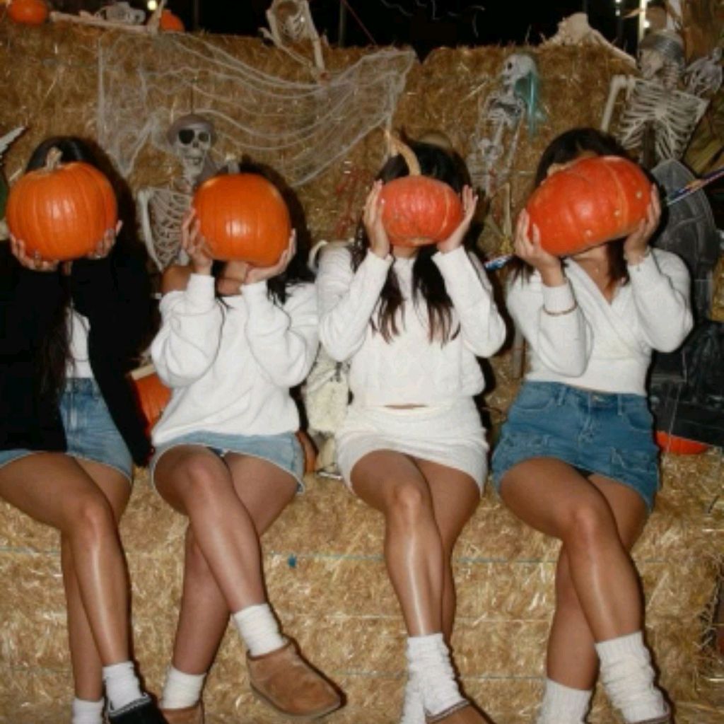 Иконка канала 🍂єѕтι☆ѕнα👜