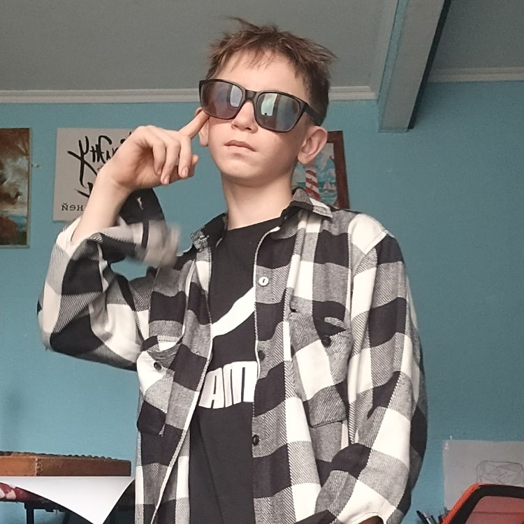 Иконка канала ✌️ Антон и компани 😎