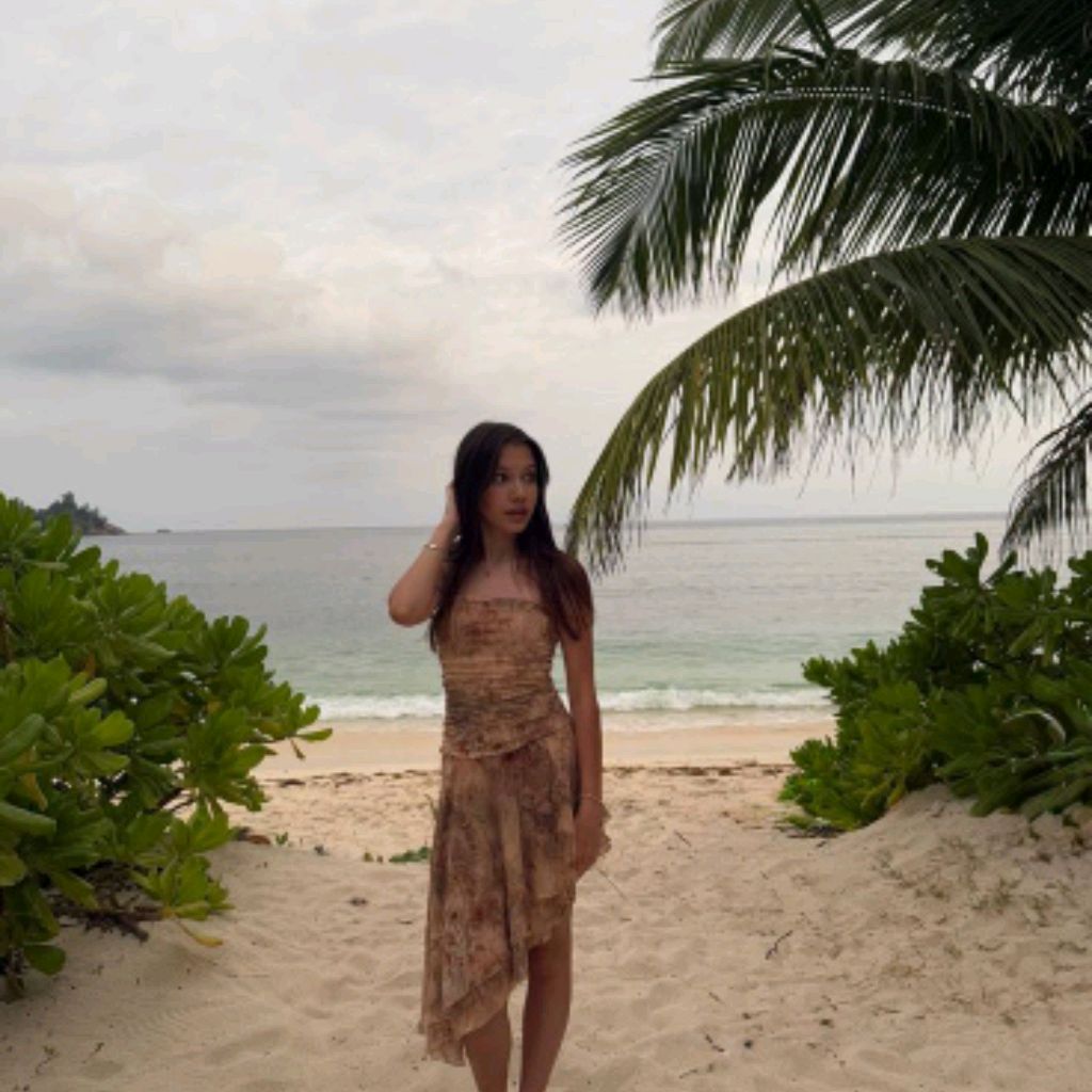 Иконка канала 🌴ᴠɪᴋɪ_sʜᴏᴡ🥥