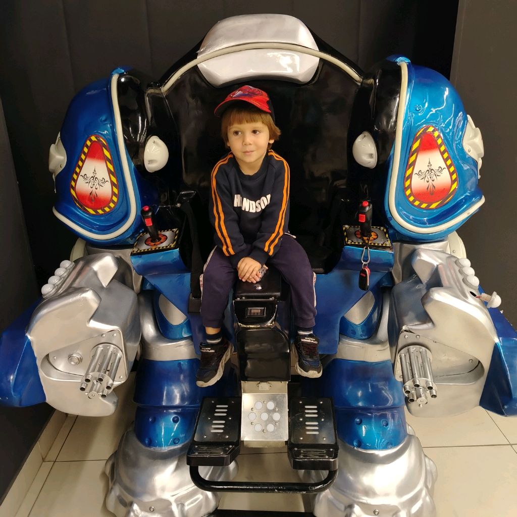 Иконка канала 🙋Артём❤️Лего🧩❤️ Машины🏎️🛻🏍️❤️Творчество💡🦾