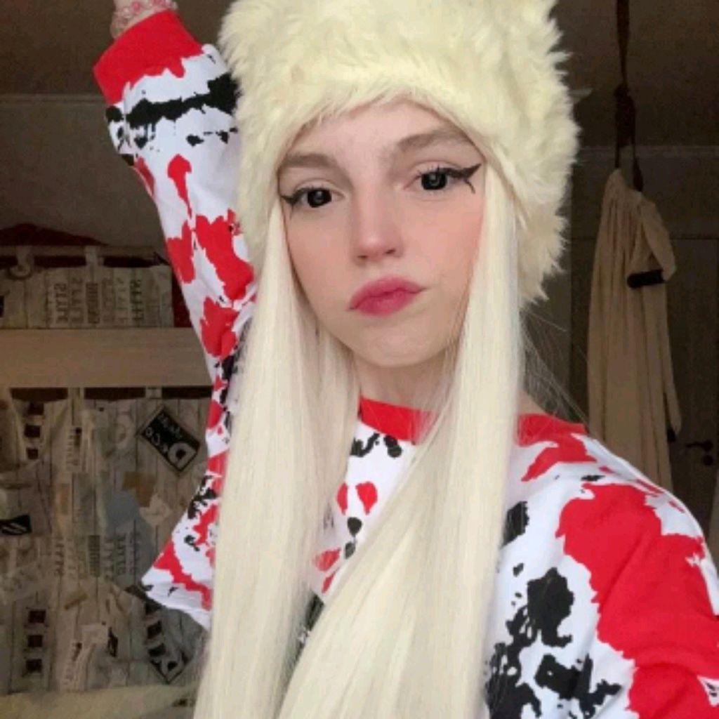 Иконка канала Viola🍒🤍