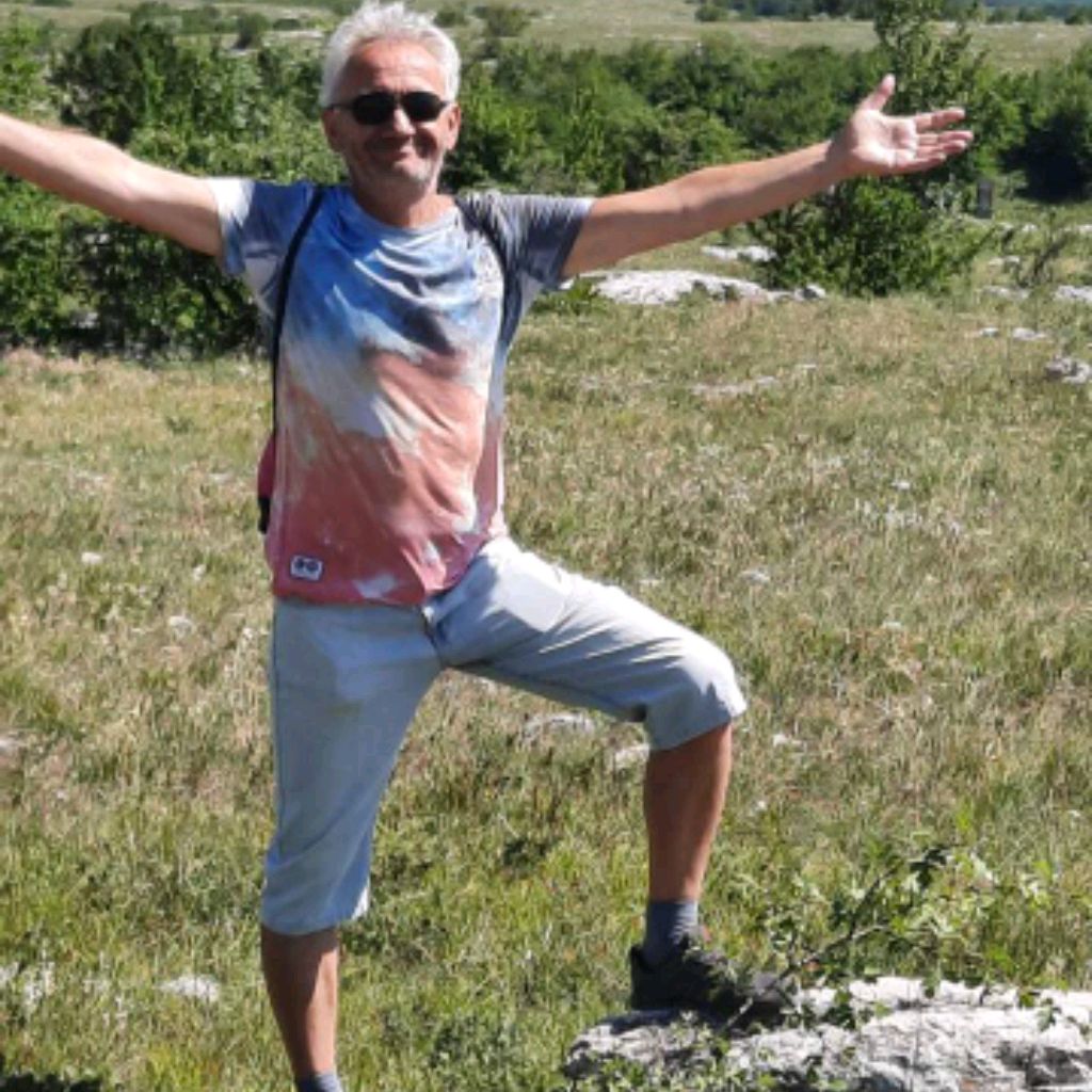 Иконка канал а Крымвояж.  Юрий каршин channel38997080
