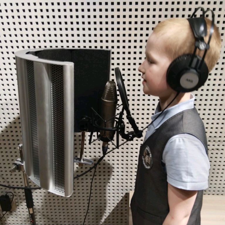 Иконка канала Юрины истории