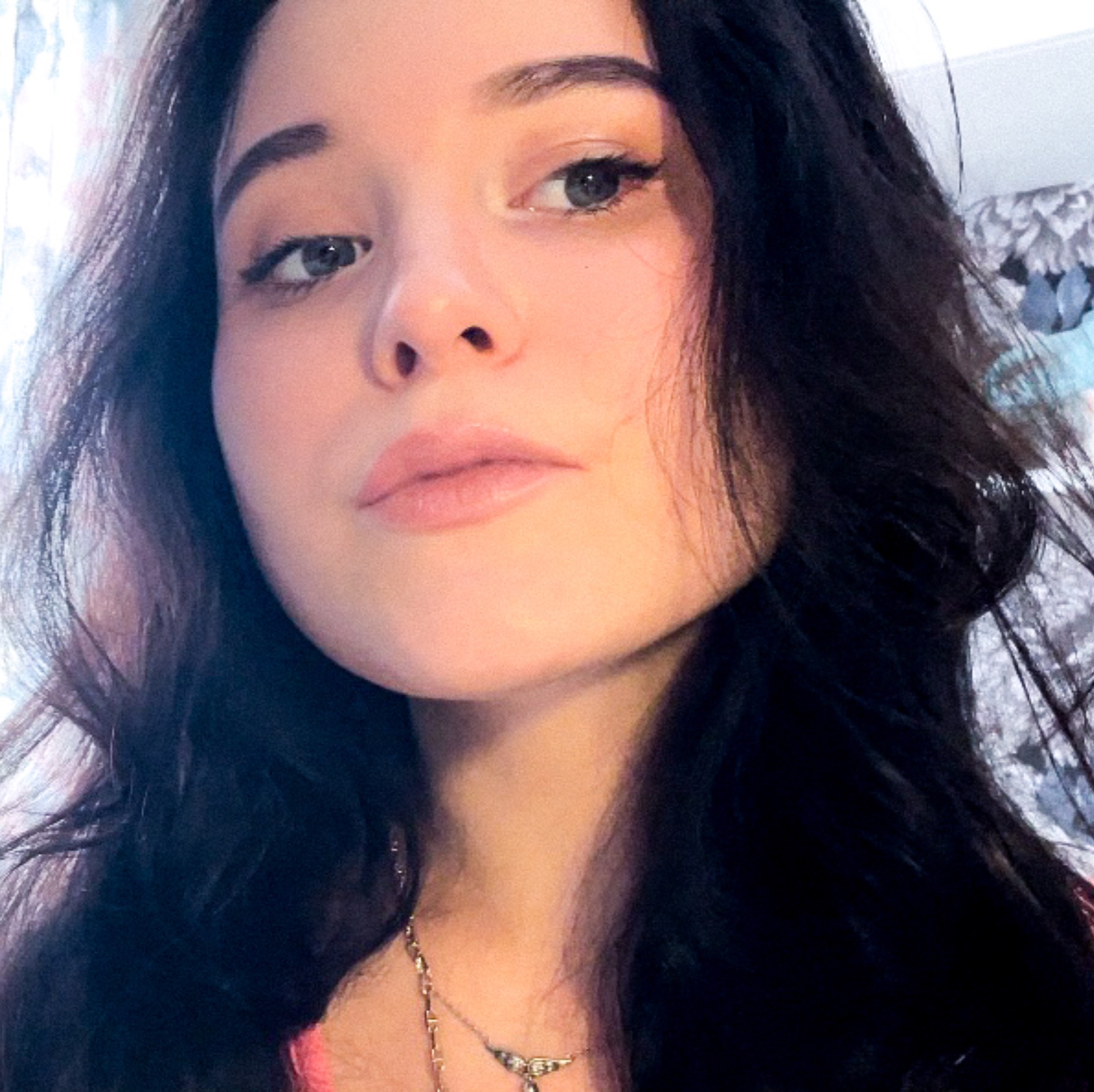 Иконка канала ВИКТОРИя | графический дизайн