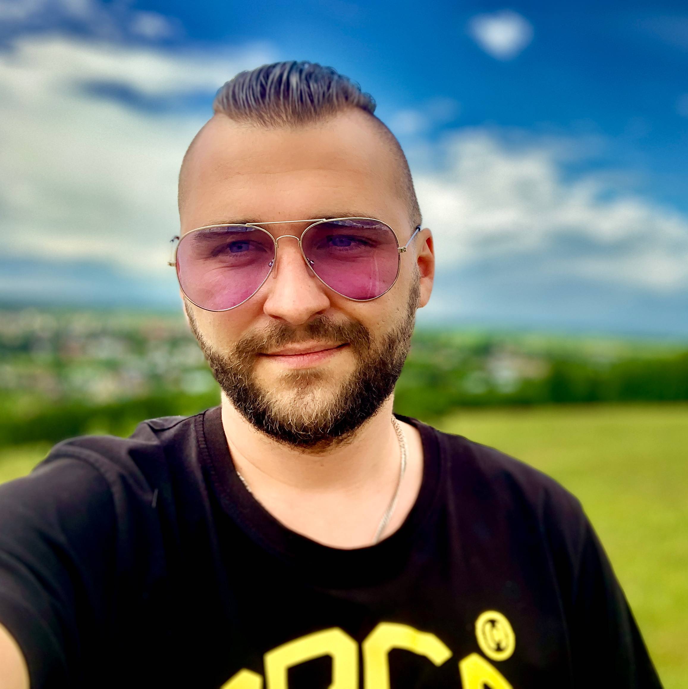 Иконка канала Denis Ivanov