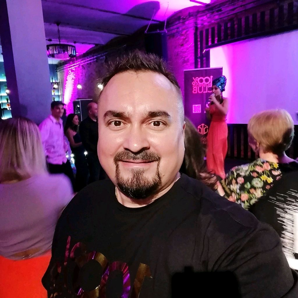 Иконка канала Павел Райх Никифоров