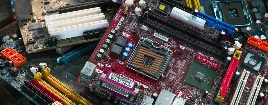 Радиоэлектронные платы, срезка (Приём плат)