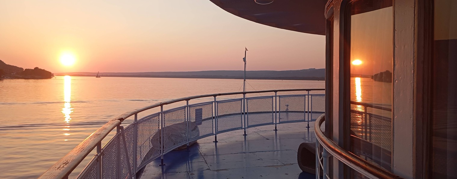 Александр Ратнер