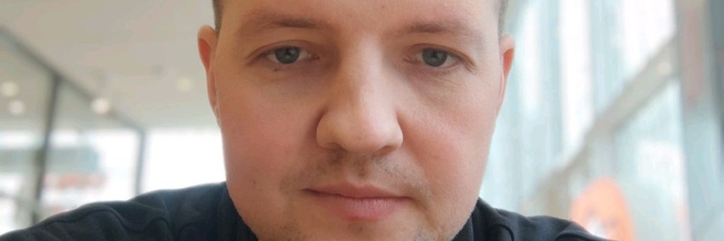 Андрей Голубев Режиссёр Автор Песен .