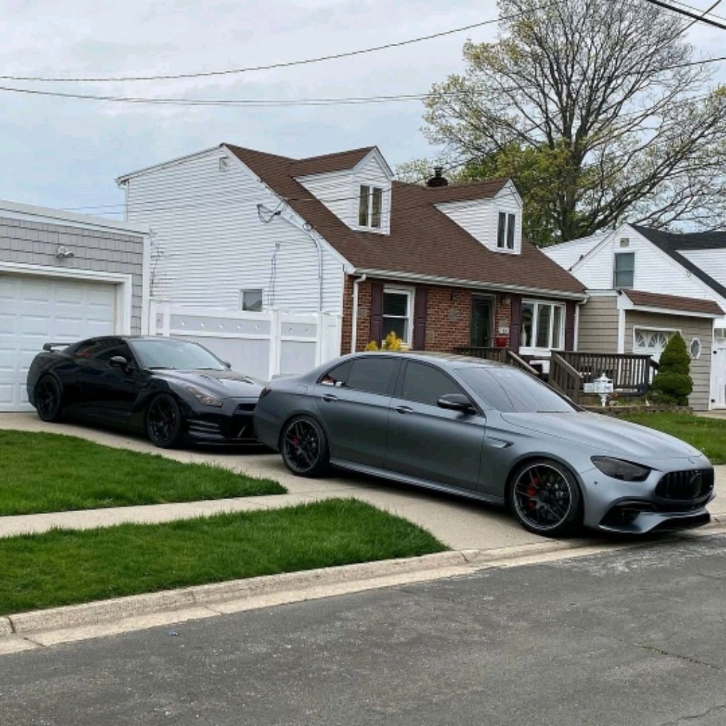 R7. AEG