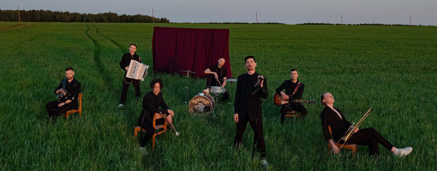 Шоу-группа "Мальчики по Вызову"