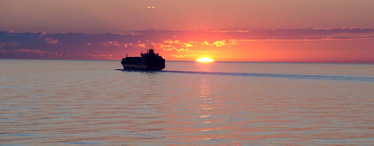 Владимир Худов