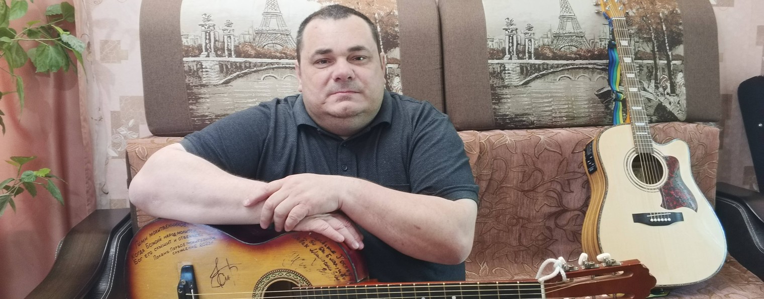 Виктор Голушков