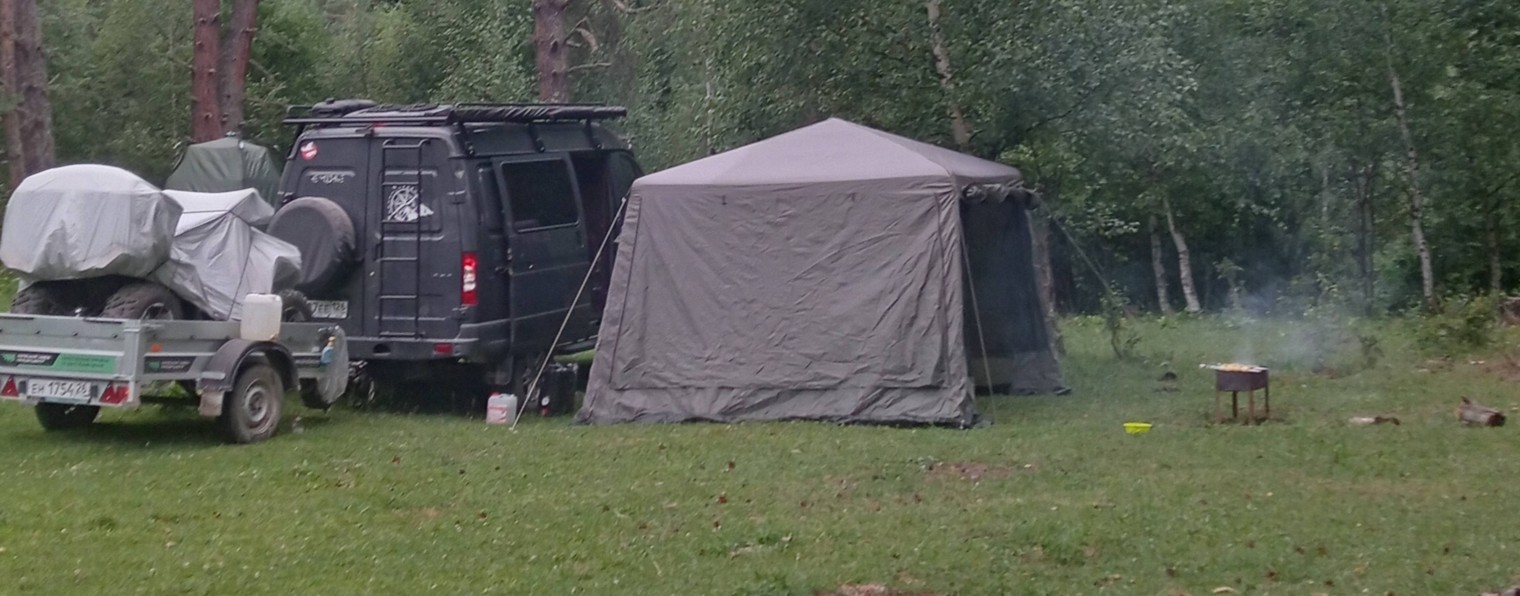 НЕМОДНЫЕ ПУТЕШЕСТВЕННИКИ