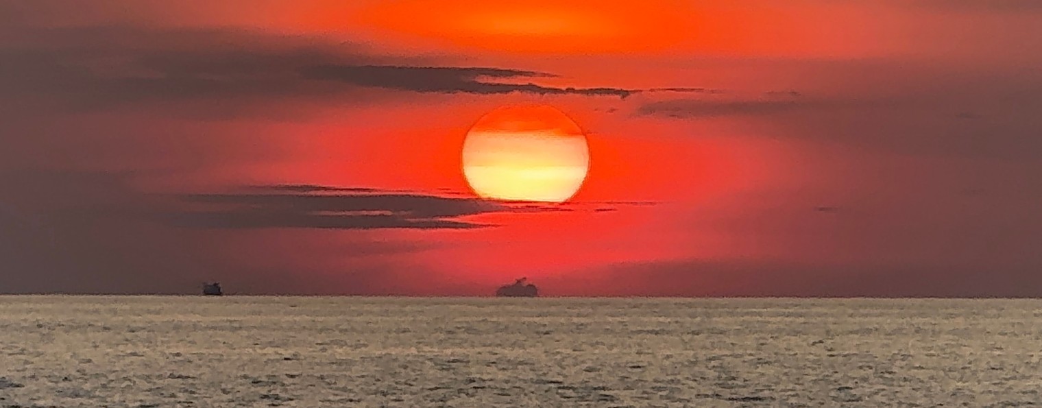 Элиника тревел