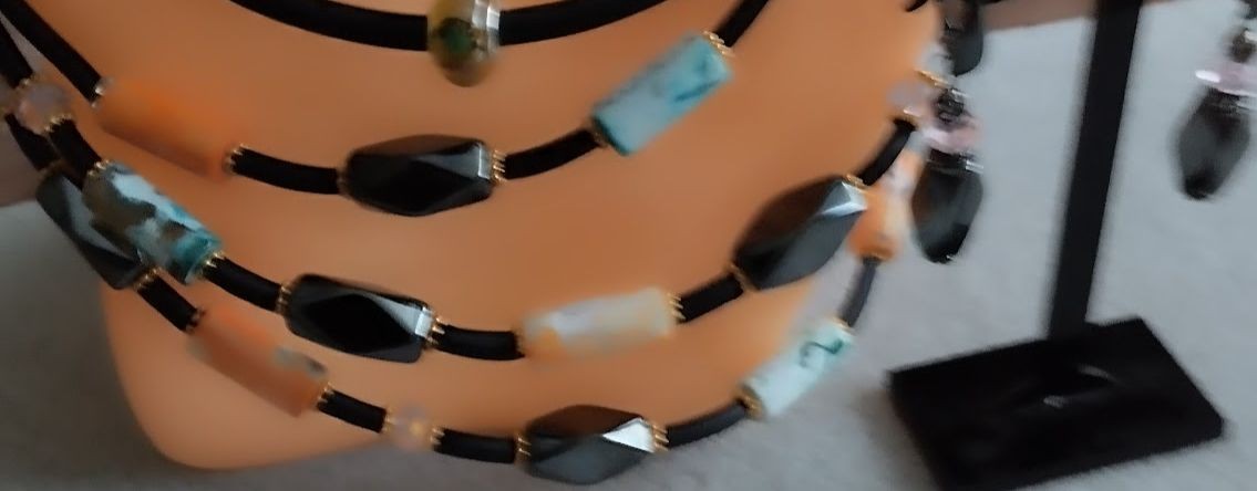 Людмила Суркова. Украшения ручной работы.