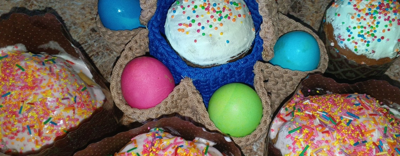 Вяжем и готовим с Анюткой