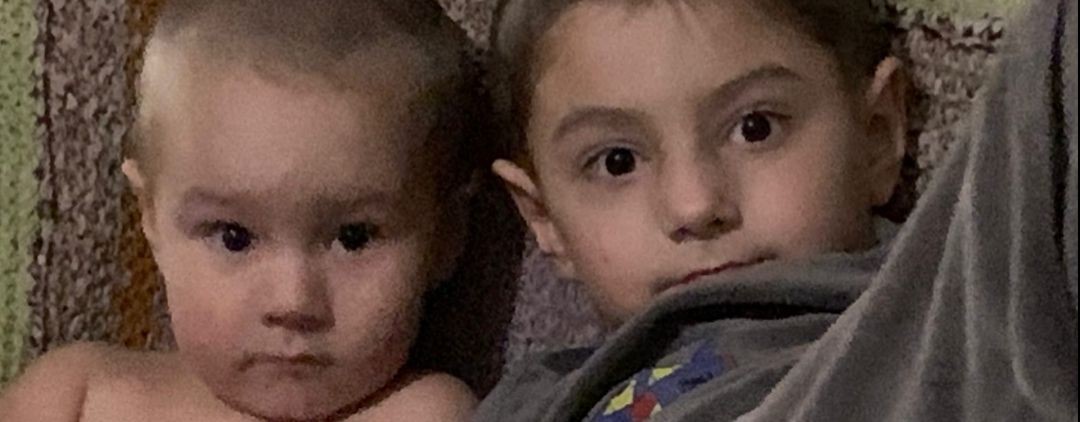 Алена- любимки мальчишки-БРАТЬЯ