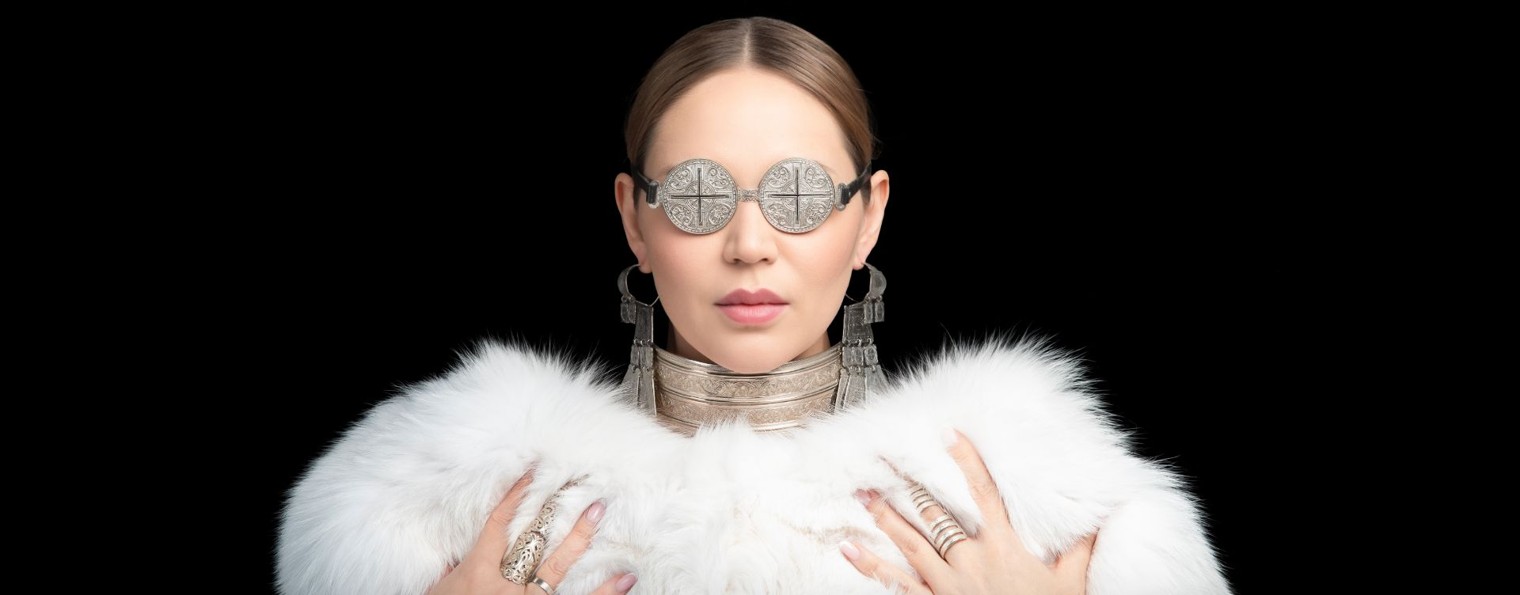 Олена УУТАй