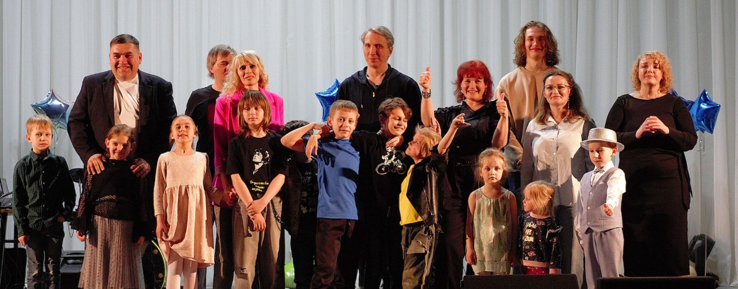 АКАДЕМИЯ ТАЛАНТОВ  (Вологда)