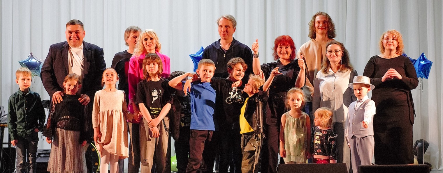 АКАДЕМИЯ ТАЛАНТОВ  (Вологда)