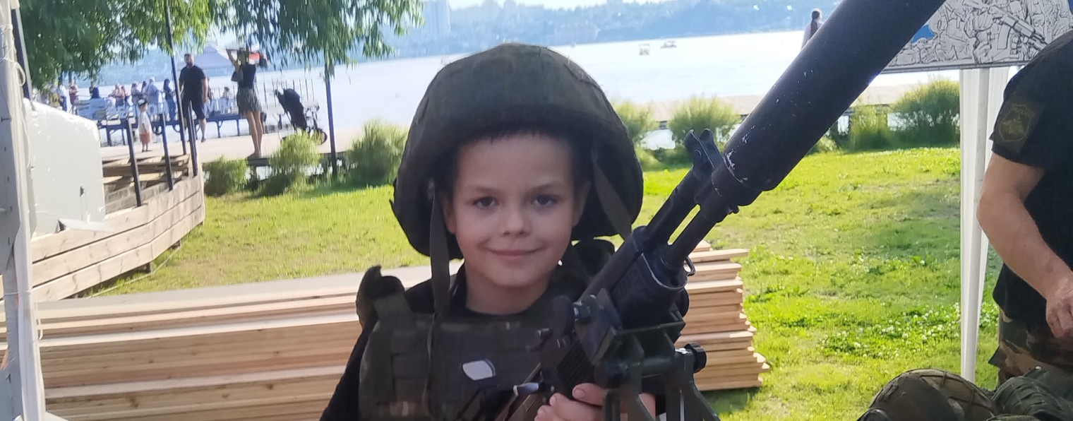 Даниил140751 ⛱️летний⛱️ Майнкрафт Реальность и д р