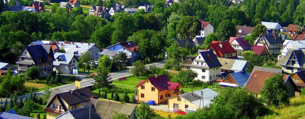 ЛАРА ЛОТОС-ЖИЗНЬ В СЕЛЕ
