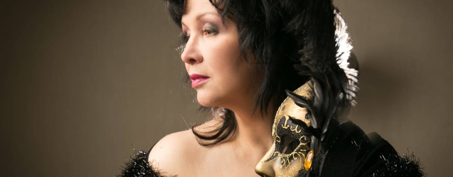 Певица и актриса Ирина Шведова