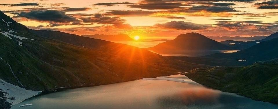 Весельчак И