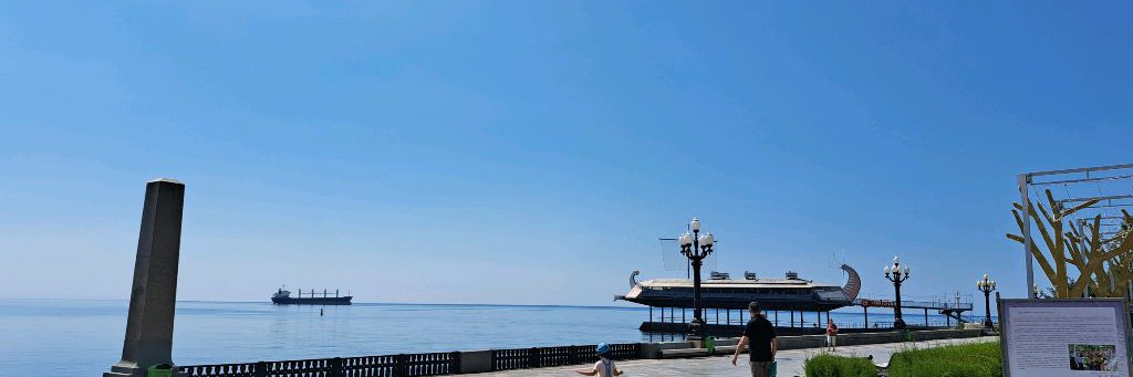 ЖИЗНЬ У МОРЯ