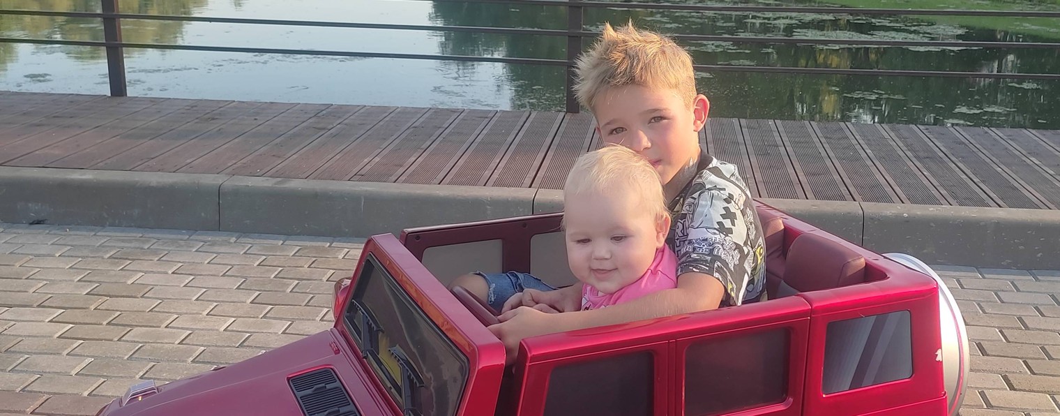 Серёжа и Даша