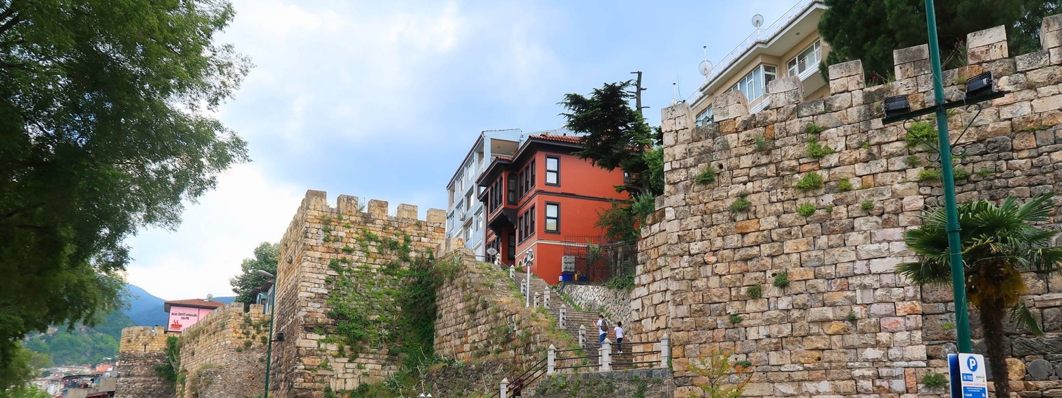 LANA SWET & BlaBla Travel