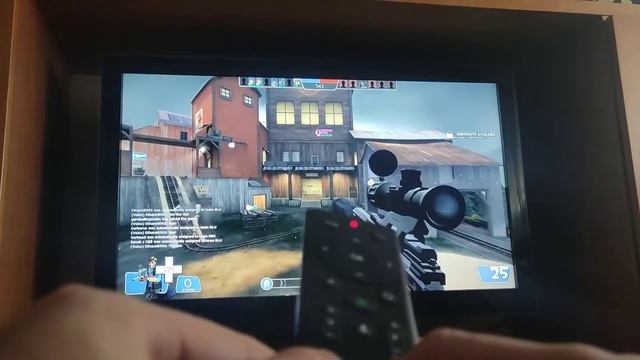 TF2 Lmaobox Cheating on a TV. смотреть онлайн
