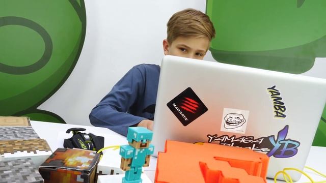 Секреты игры Майнкрафт - Как сделать ловушку из лавы в Minecraft! смотреть онлайн