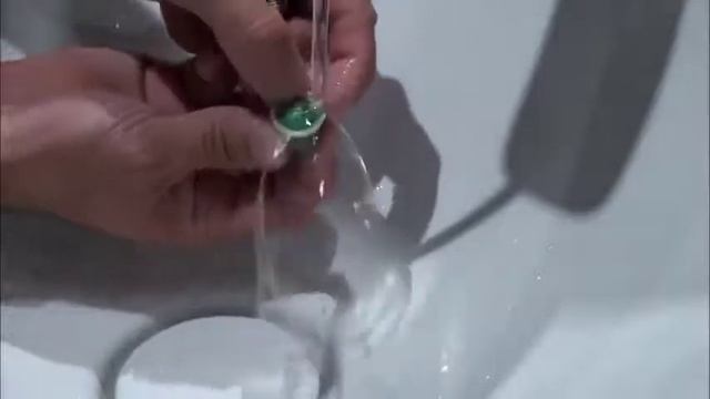 hansgrohe Technical Tip Replacement of a standard Aerator for Basin Mixer смотреть онлайн