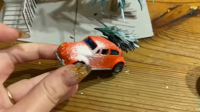 DIY Новогодний домик из картона своими руками / новогодняя поделка / новогодний декор дома