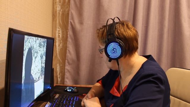 РЕАКЦИЯ МАМЫ НА [Вышел покурить - Архив] смотреть онлайн