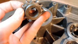 Почему вылетает передача и ведёт сцепление мотоцикла Минск | Дефектовка деталей двигателя  :)