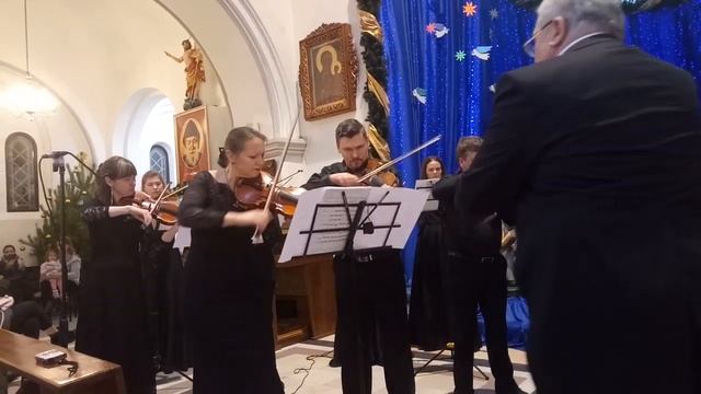 Чырвоны касцел. Аркестр OLIMPIA CLASSIC пад выканаўствам М.С.Снітко. Грае Е. Мищанчук. смотреть онлайн