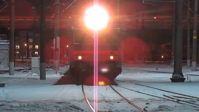 АЧ2-044/042 прибывает на ст. Брянск-I-Орловский смотреть онлайн