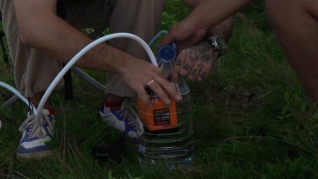 24 ЧАСА в САМОМ МАЛЕНЬКОМ ДОМЕ на КОЛЕСАХ! смотреть онлайн