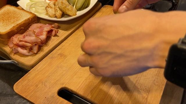 Азбука Шефа: Клаб Сэндвич / Club Sandwich / Как приготовить Клаб Сэндвич / Клаб сэндвич с курицей смотреть онлайн