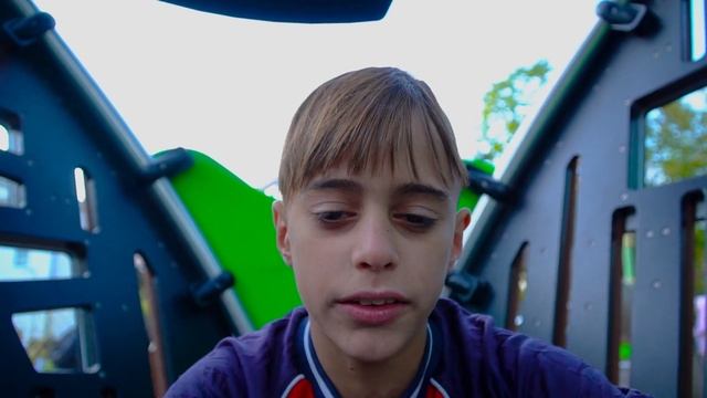 Свете нравится Марк. Марк стесняется подойти? 4 способа познакомиться смотреть онлайн