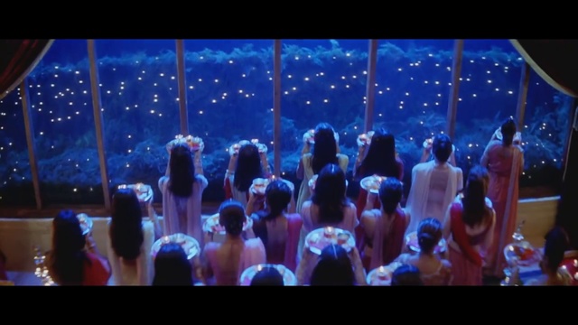 Bole Chudiyan Video - Amitabh Shah Rukh Kareena Hrithik 