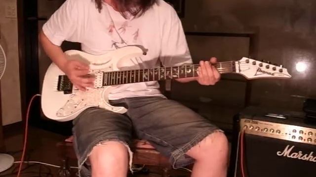 Steve Vai Ibanez JEM555 смотреть онлайн