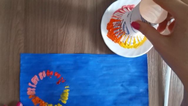 Рисование "Салют в честь Дня Победы" в средней группе 06.05.20 смотреть онлайн