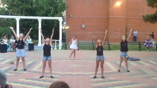 Танец Снится сон - Пашенцева Александра смотреть онлайн