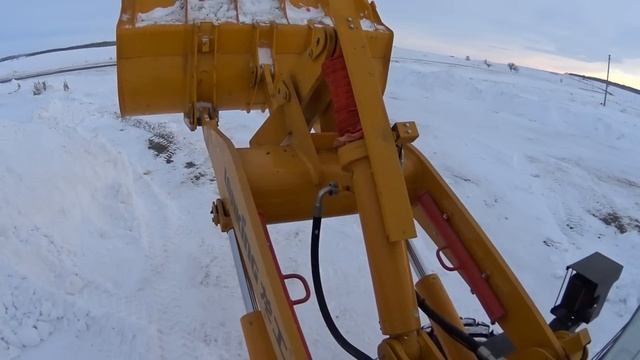 Погрузчик LONKING CDM835. Чистка снега! (Сезон 2023) смотреть онлайн