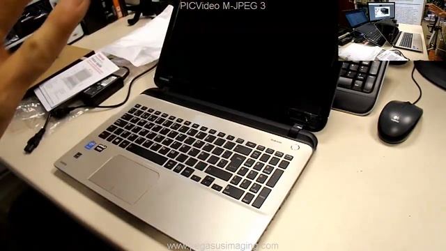 PCNOVA TESTING/UNBOXING Portátil Toshiba Satellite L50B-23H. Altas prestaciones y además atractivo. смотреть онлайн